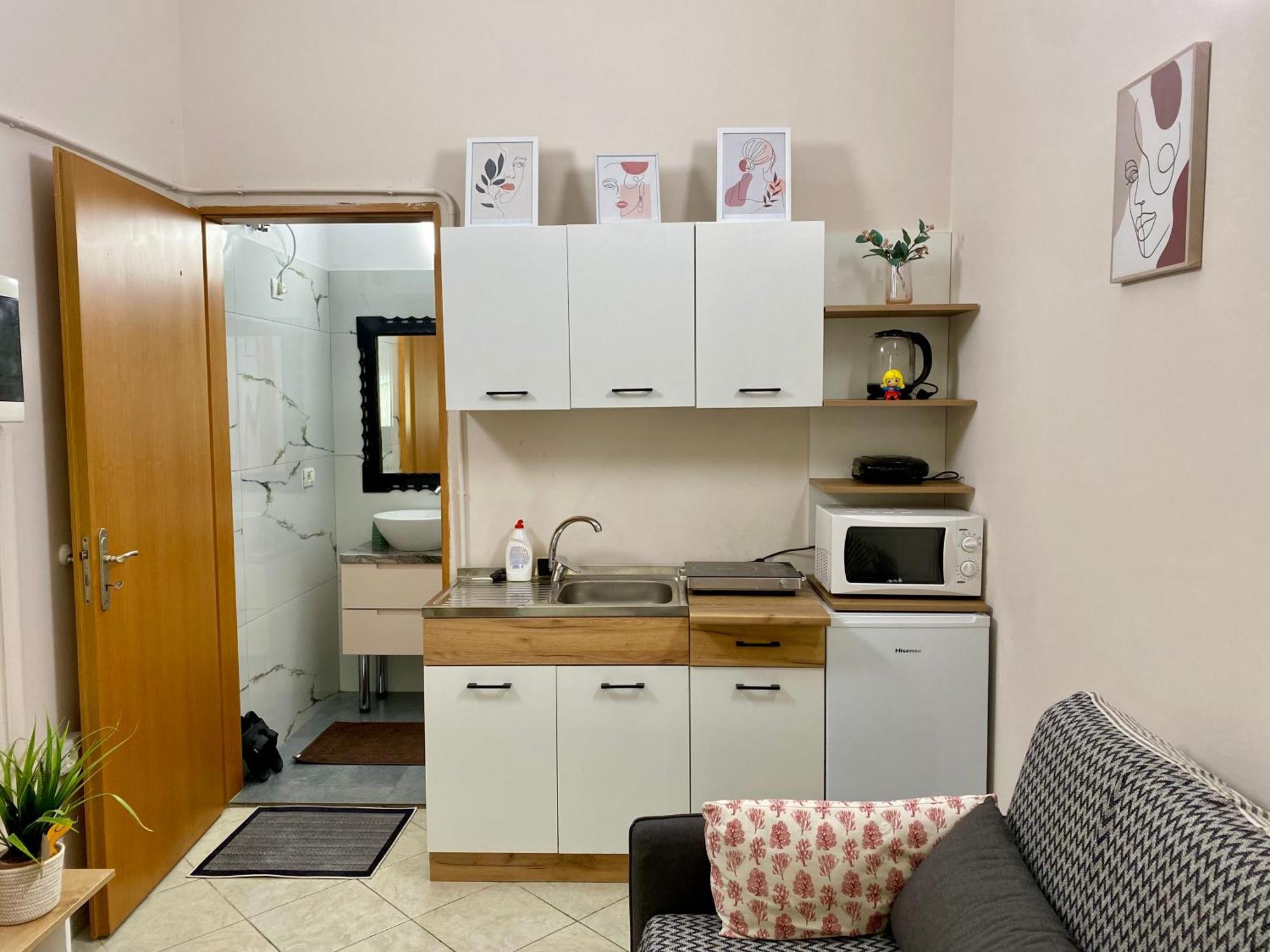 Dori'S Wilson Studio At Blloku Neighborhood Тирана Екстериор снимка