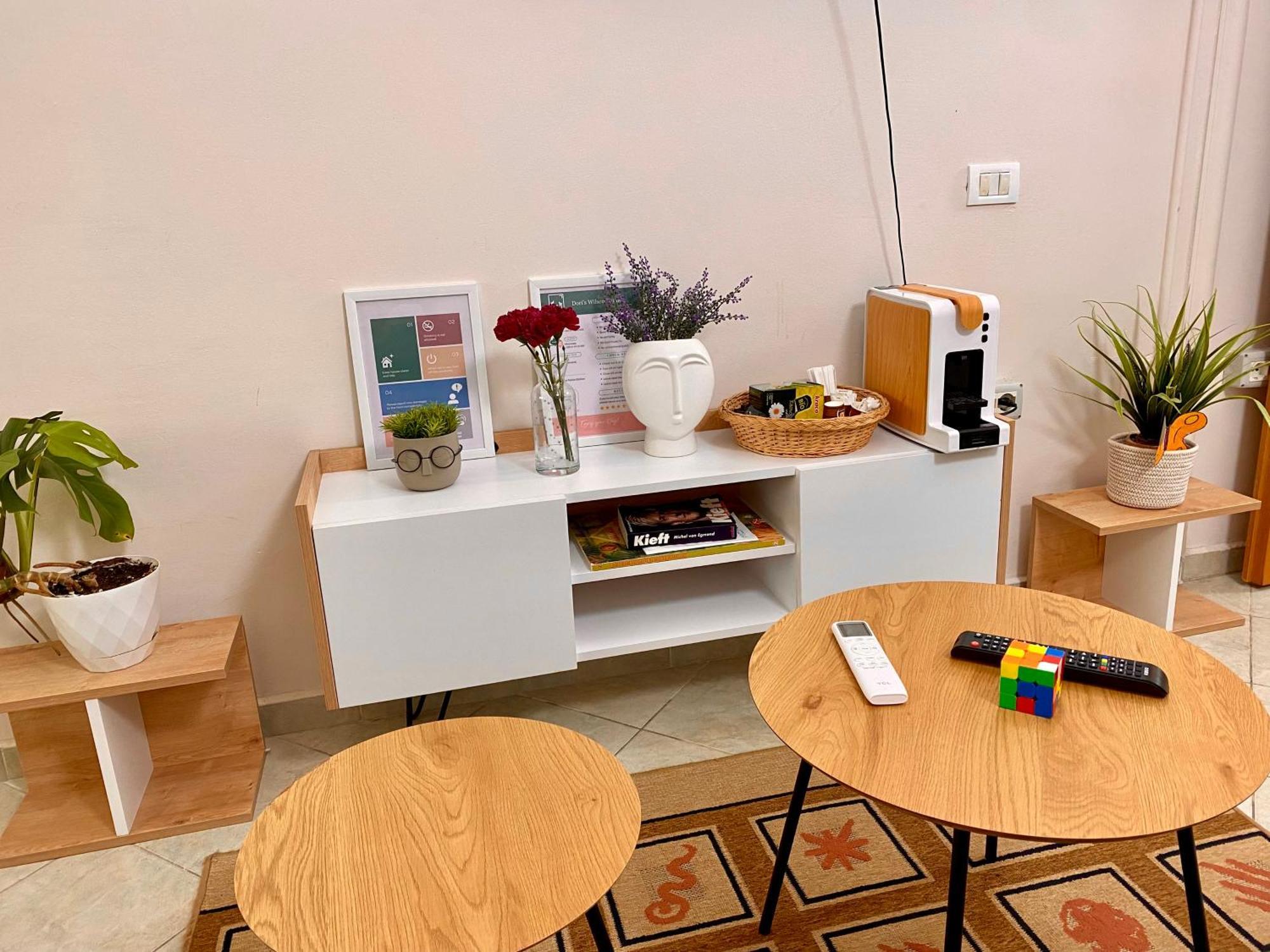 Dori'S Wilson Studio At Blloku Neighborhood Тирана Екстериор снимка